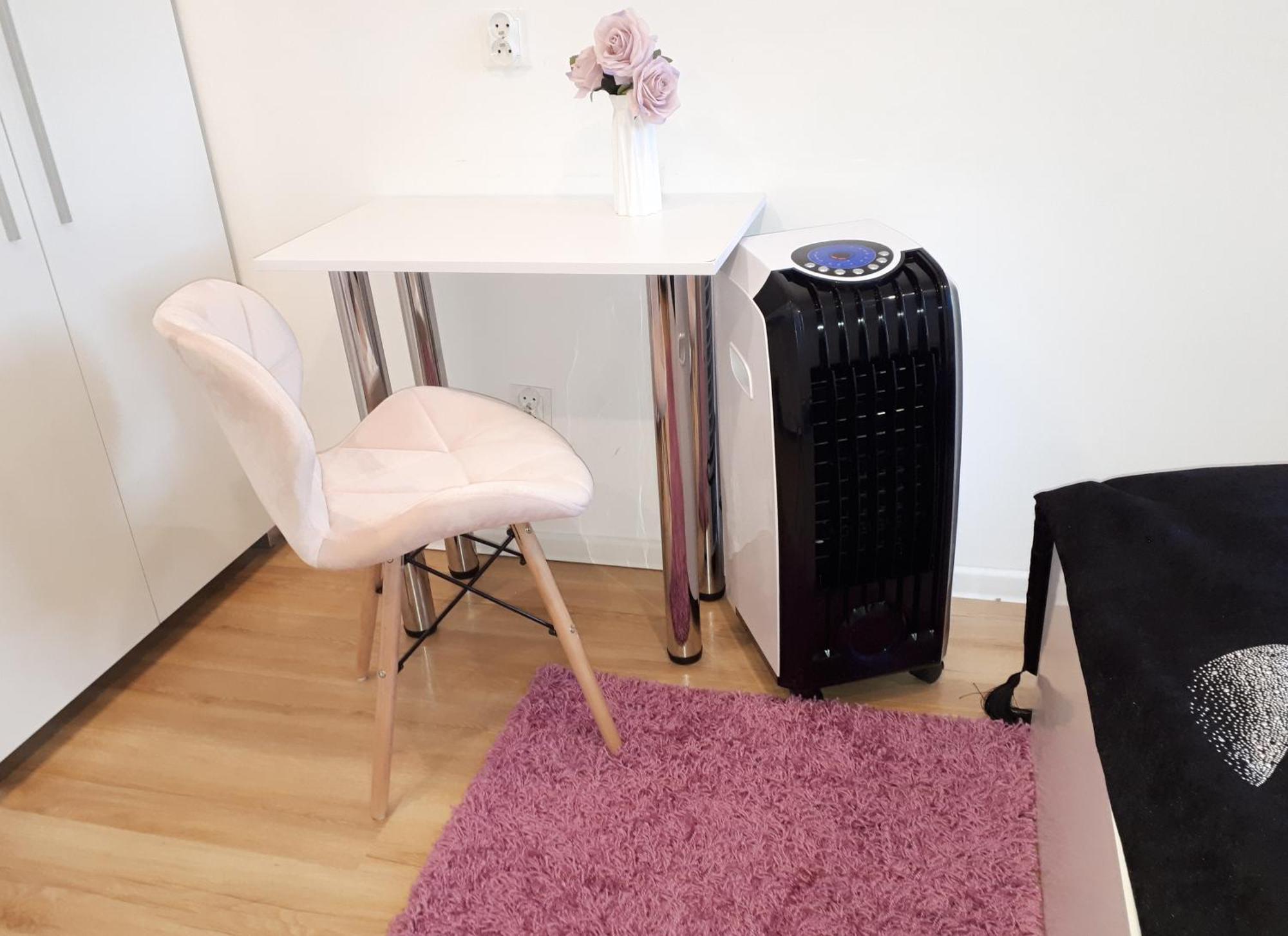 Apartamenty Centrum Panoramiczna Mala Dwojka Swan Labedz Promenada Klimatyzacja Lodowa Kielce Bagian luar foto